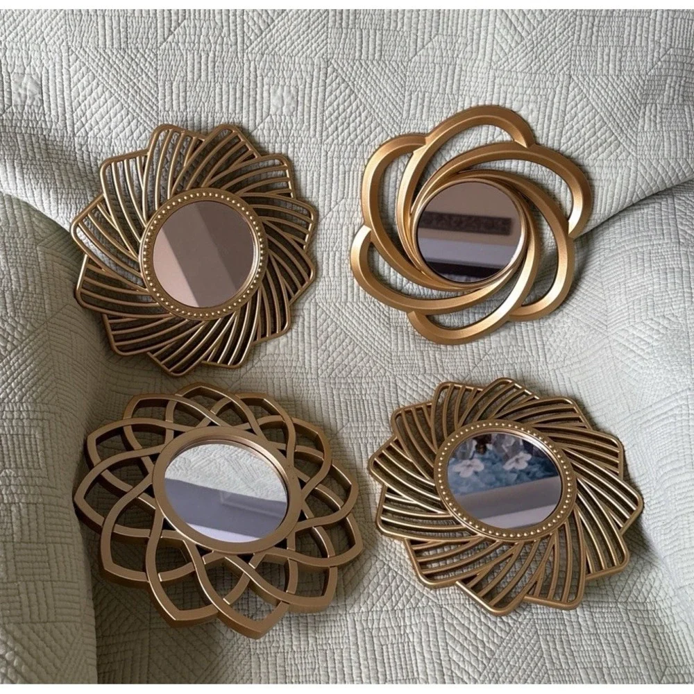 Set of 4 Gold Abstract Wall Mirrors 10